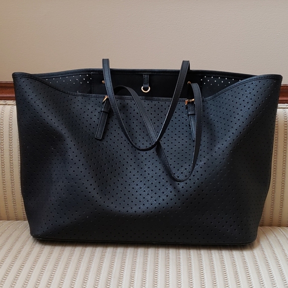 Michael Kors Perforated Leather Jet Set Tote HOST PICK! - Picture 11 of 11